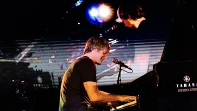 Koncert: Zvjezdan Ružić – Playlista mog djetinjstva